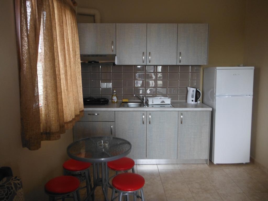 Dimitra'S Apartments Олімпіакі-Акті Екстер'єр фото